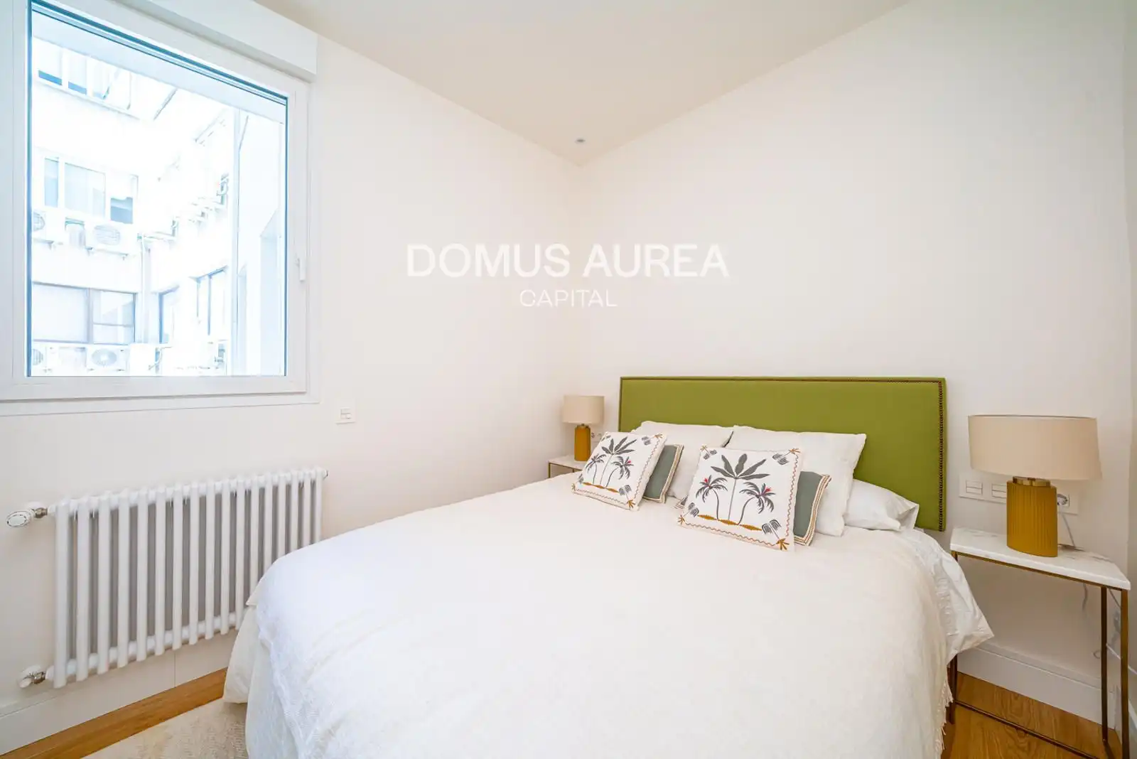 Bedroom of Flat for rent in Madrid  with Air Conditioner, Heating and Parquet flooring
