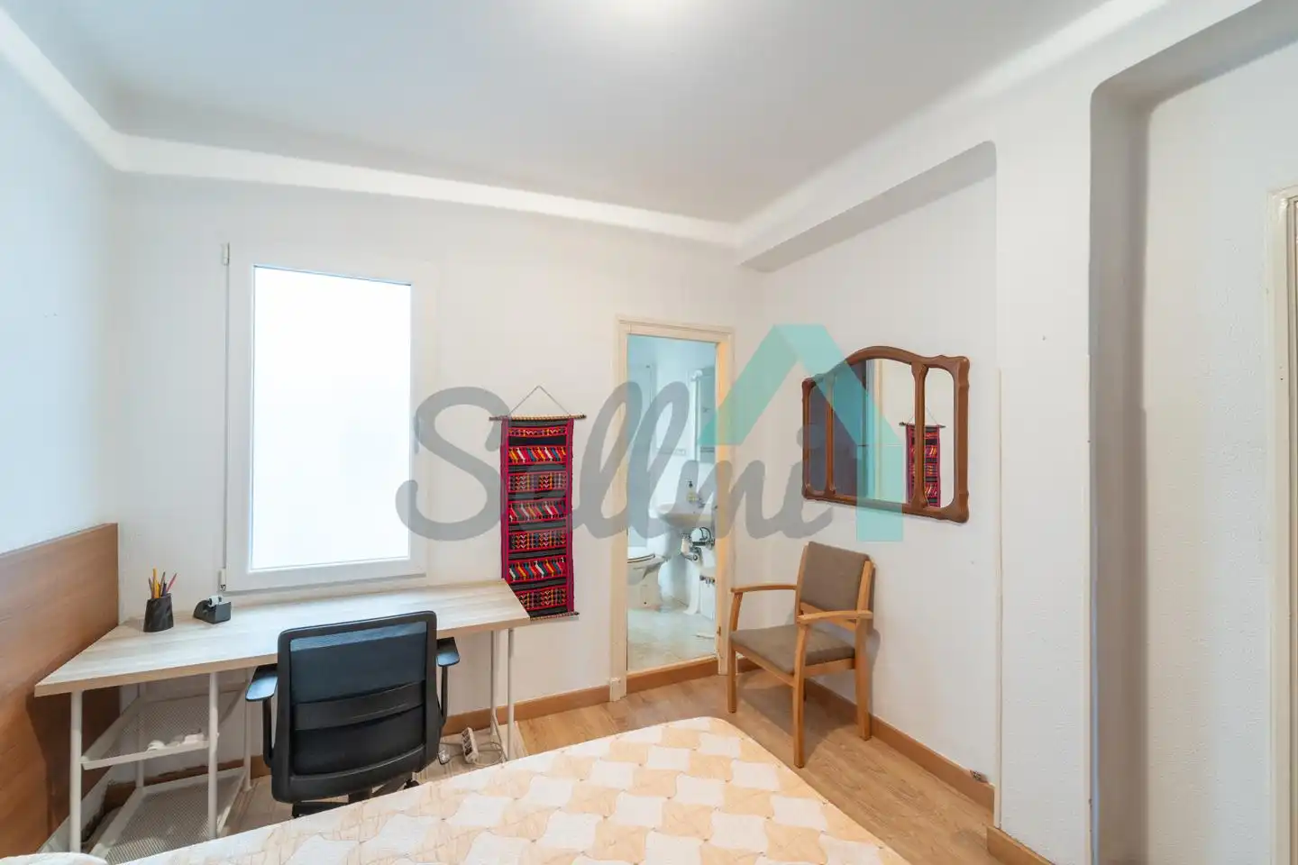 Schlafzimmer von Wohnung zur untervermieten in Oviedo  mit Heizung, Parkett und Möbliert