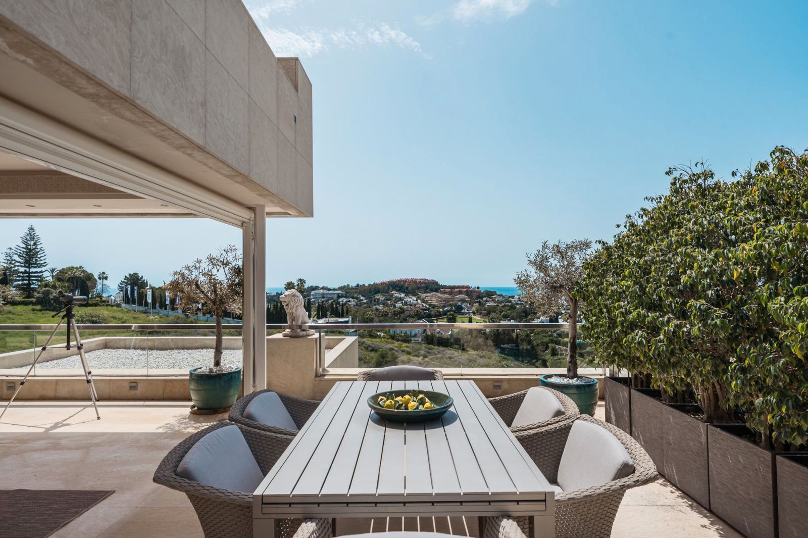 Terrassa de Àtic en venda en Marbella amb Terrassa, Traster i Piscina