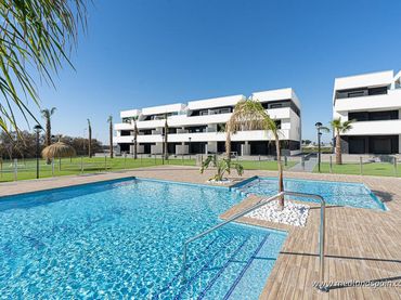 Apartment mit Pool zum Verkauf in El Raso