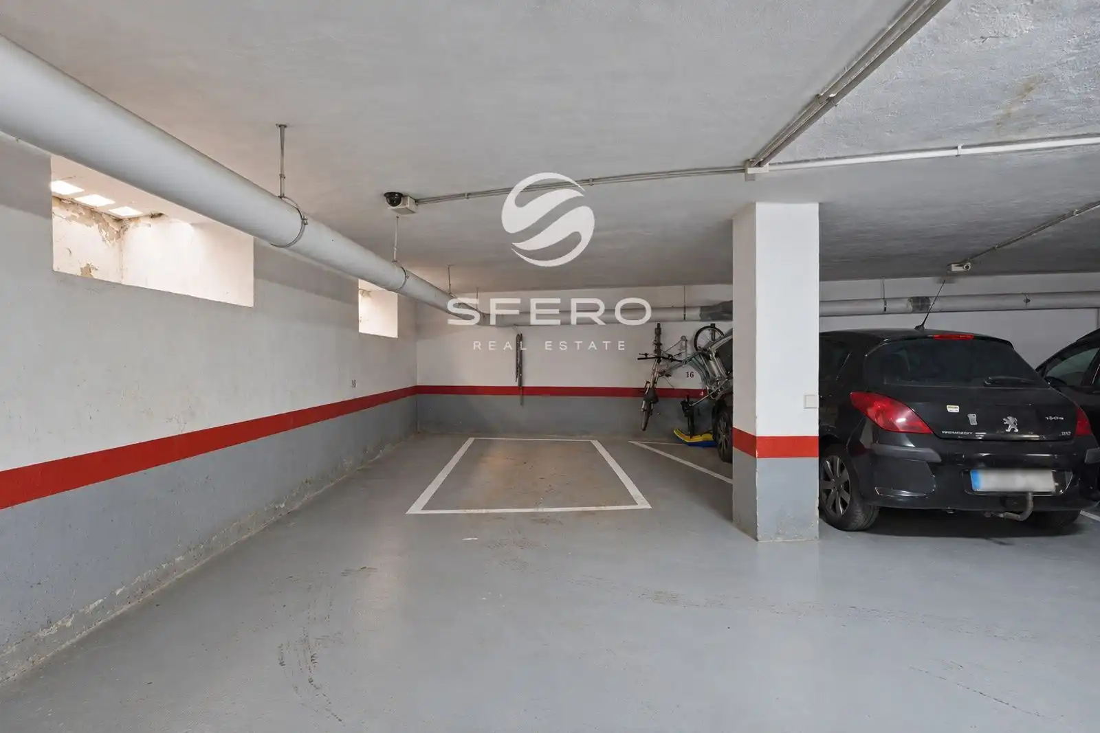 Aparcament de Apartament en venda en L'Olivereta