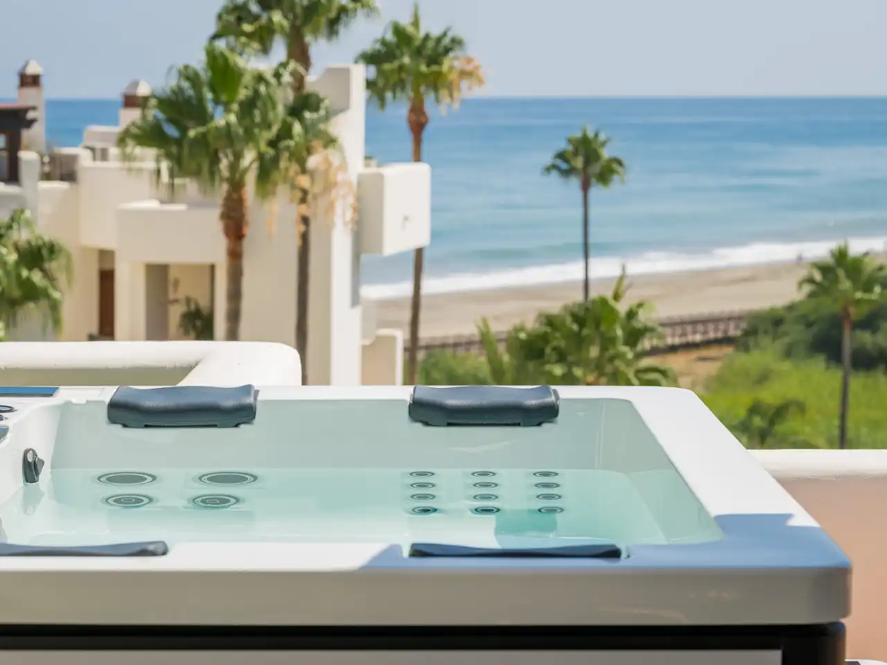 Terrace of Duplexes for sale in Estepona  with Air Conditioner, Heating and Terrace