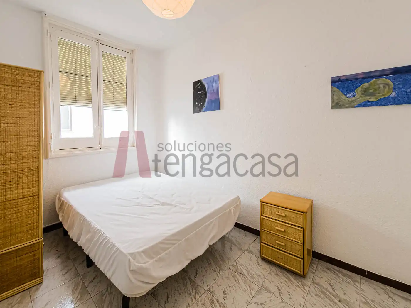 Flat for rent to own in Calle de la Colegiata, Embajadores - Lavapiés