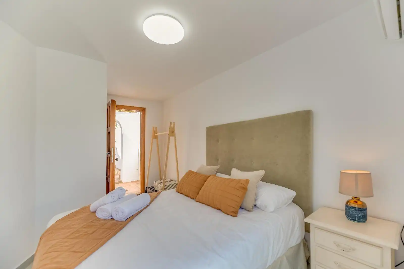 Habitación de Casa o chalet en venta en Marbella con Aire acondicionado, Calefacción y Jardín privado