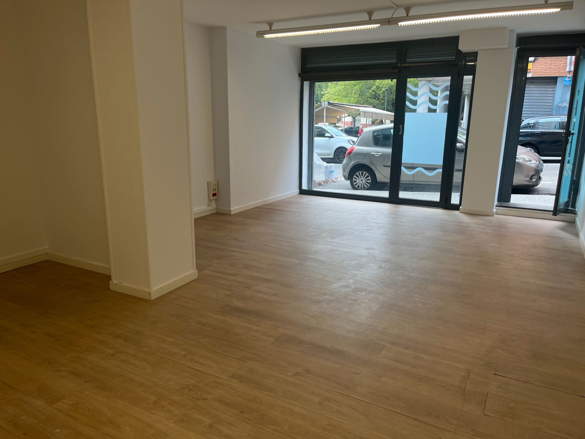 Local de alquiler en Carrer d'Alexandre Galí, Can Boada, Nord-oest