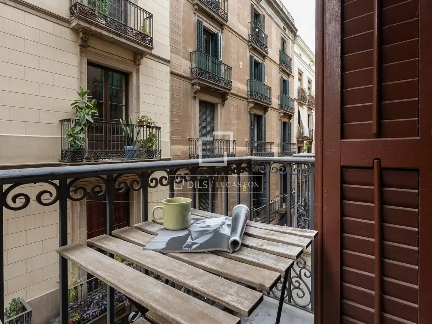 Terraza de Piso en venta en Barcelona con Calefacción, Parquet y Amueblado