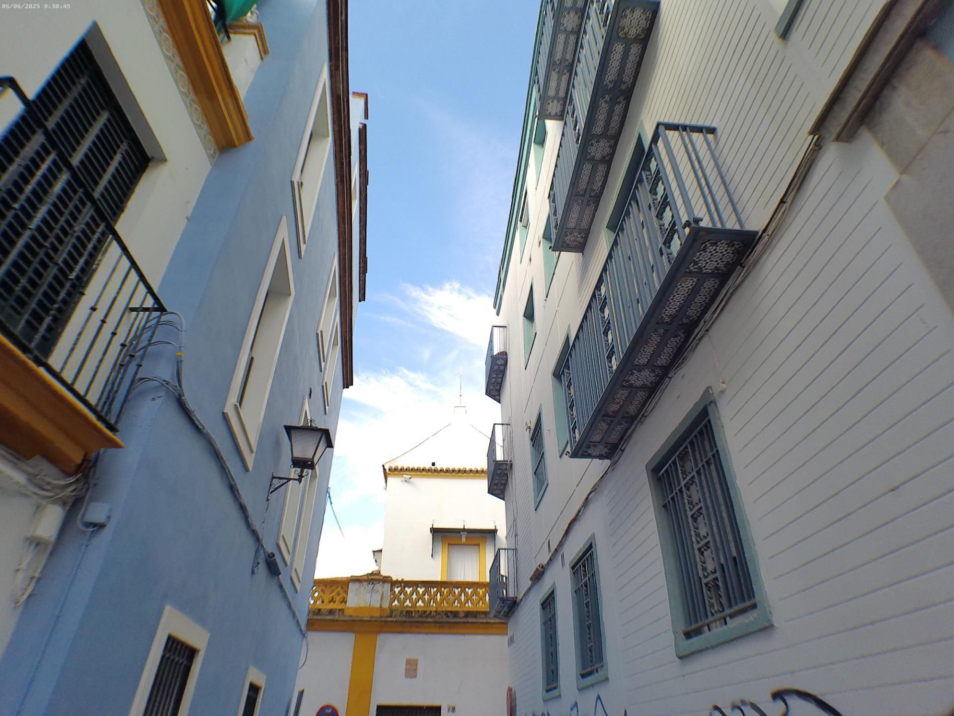 Exterior view of Flat to rent in  Sevilla Capital  with Heating