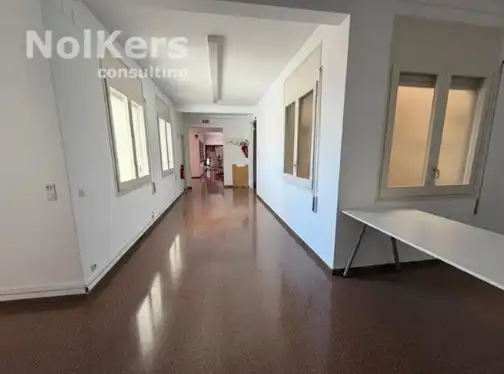 Büro zur Miete in Barcelona mit Klimaanlage und Heizung