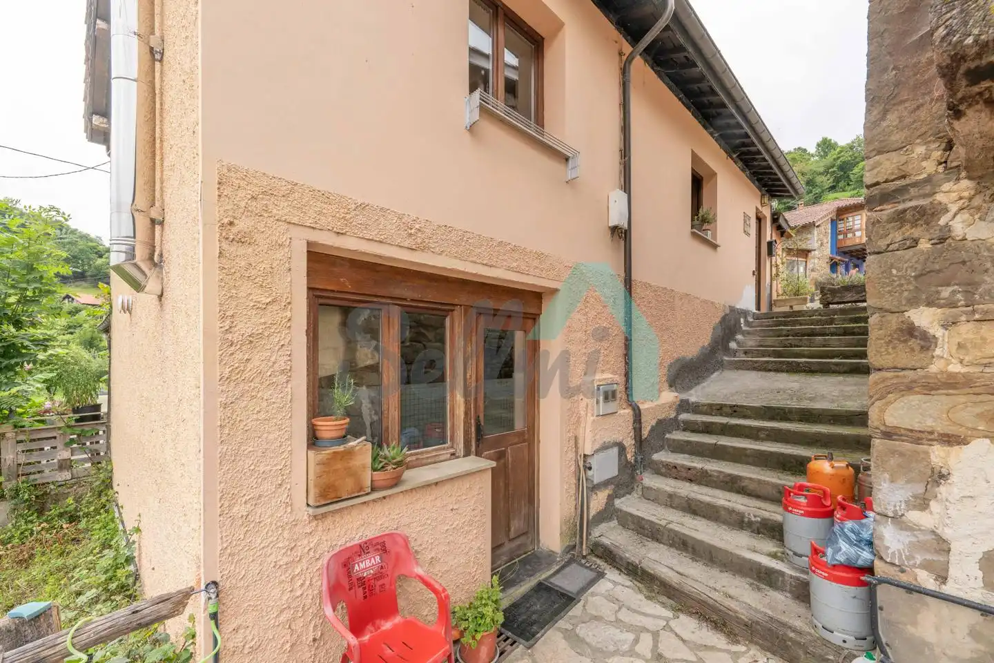 Vista exterior de Casa o chalet en venta en Sobrescobio con Calefacción, Jardín privado y Terraza