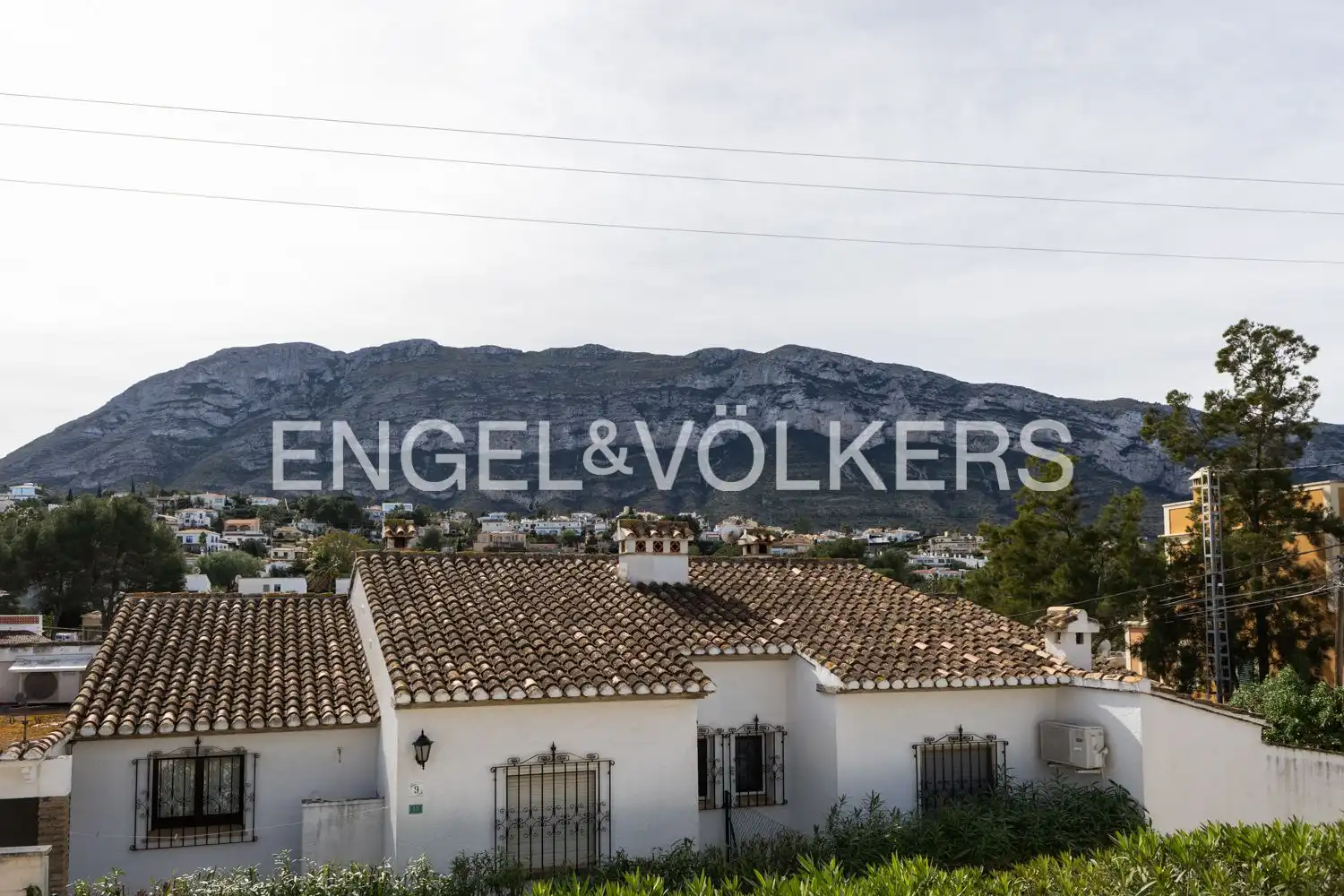 Houses for sale in Las Rotas / Les Rotes