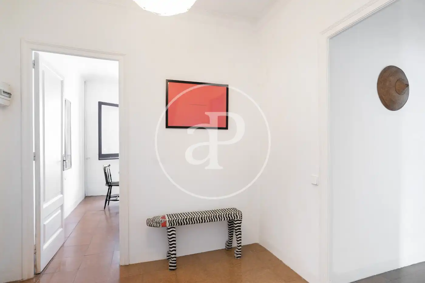 Wohnung zum Verkauf in Barcelona mit Klimaanlage, Heizung und Terrasse