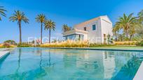 Vista exterior de Casa o xalet en venda en Elche / Elx amb Aire condicionat, Calefacció i Jardí privat