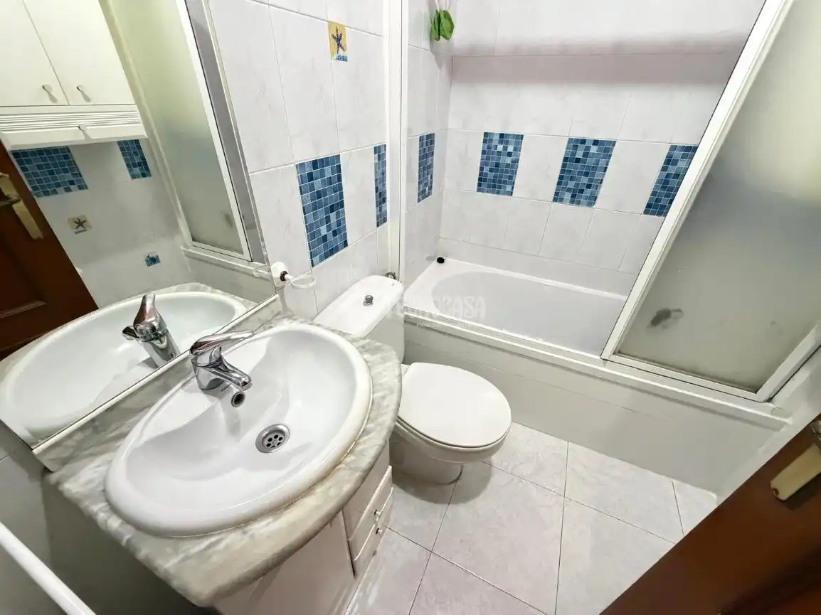 Badezimmer von Wohnung zum Verkauf in Valdemoro mit Klimaanlage, Heizung und Abstellraum