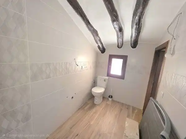 Bathroom of Detached homes for sale in Laroya  with Parquet flooring, Terrace and Storage room
