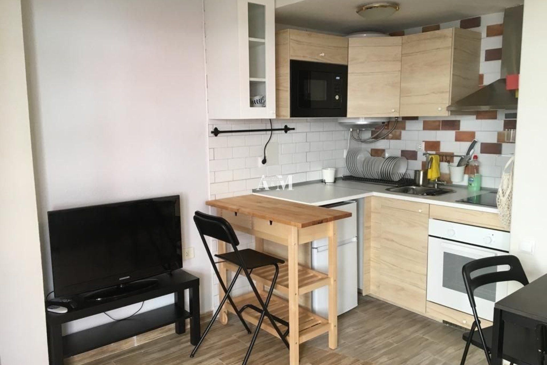 Cuina de Pis de lloguer en Torrevieja amb Aire condicionat, Calefacció i Terrassa