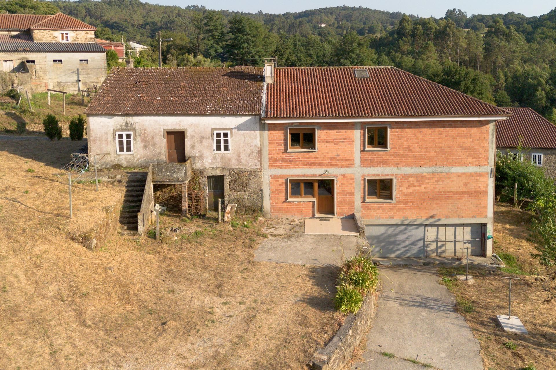 Exterior view of House or chalet for sale in A Estrada 