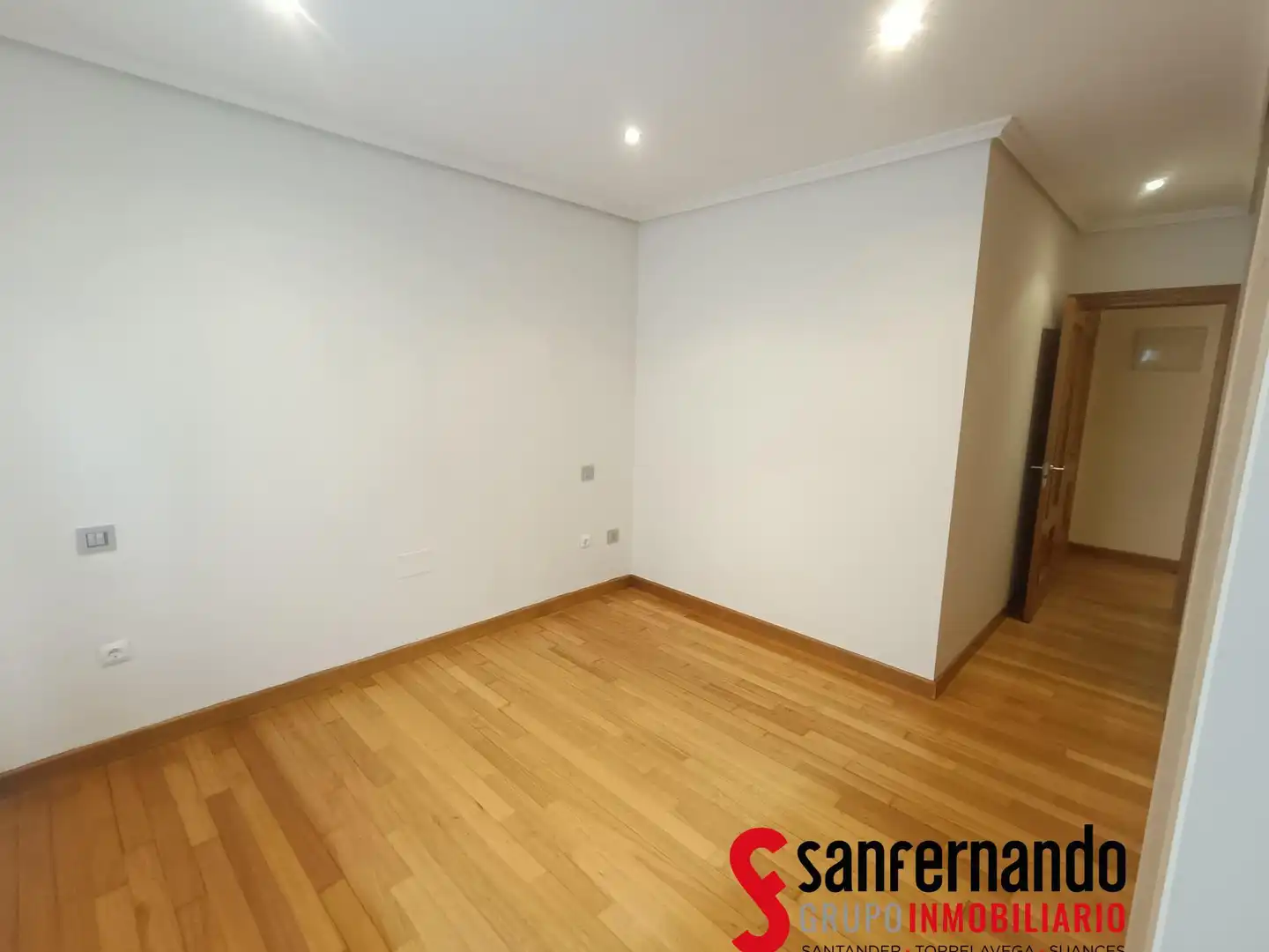 Flat for rent in Piélagos  with Heating and Parquet flooring