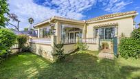 Jardí de Casa o xalet en venda en Mijas amb Aire condicionat, Terrassa i Piscina