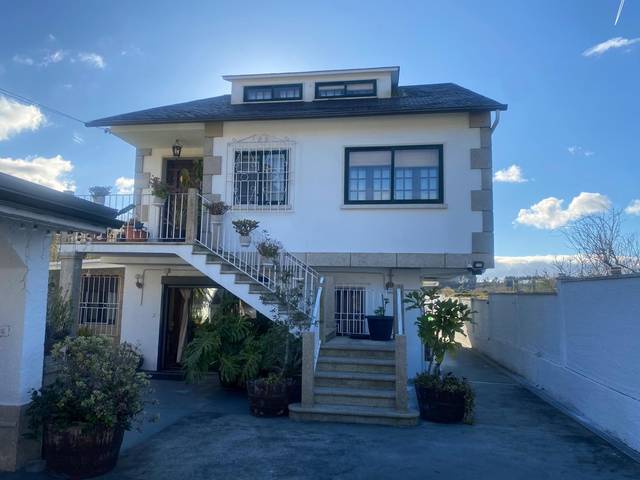 Casa-chalet en Venta en Calle Rubiáns de Abaixo, 6 en Rubiáns