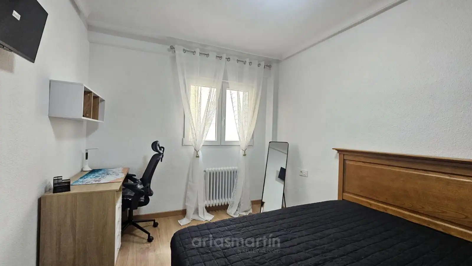 Bedroom of Flat for rent in Salamanca  with Heating, Terrace and Furnished