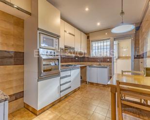 Kitchen of Apartment for sale in Terrassa  with Air Conditioner and Heating