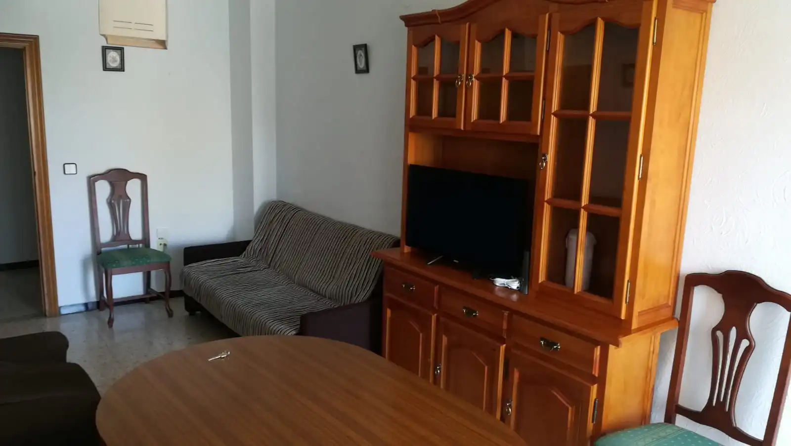 Living room of Flat for rent in Badajoz  with Furnished, Washing machine and Microwave