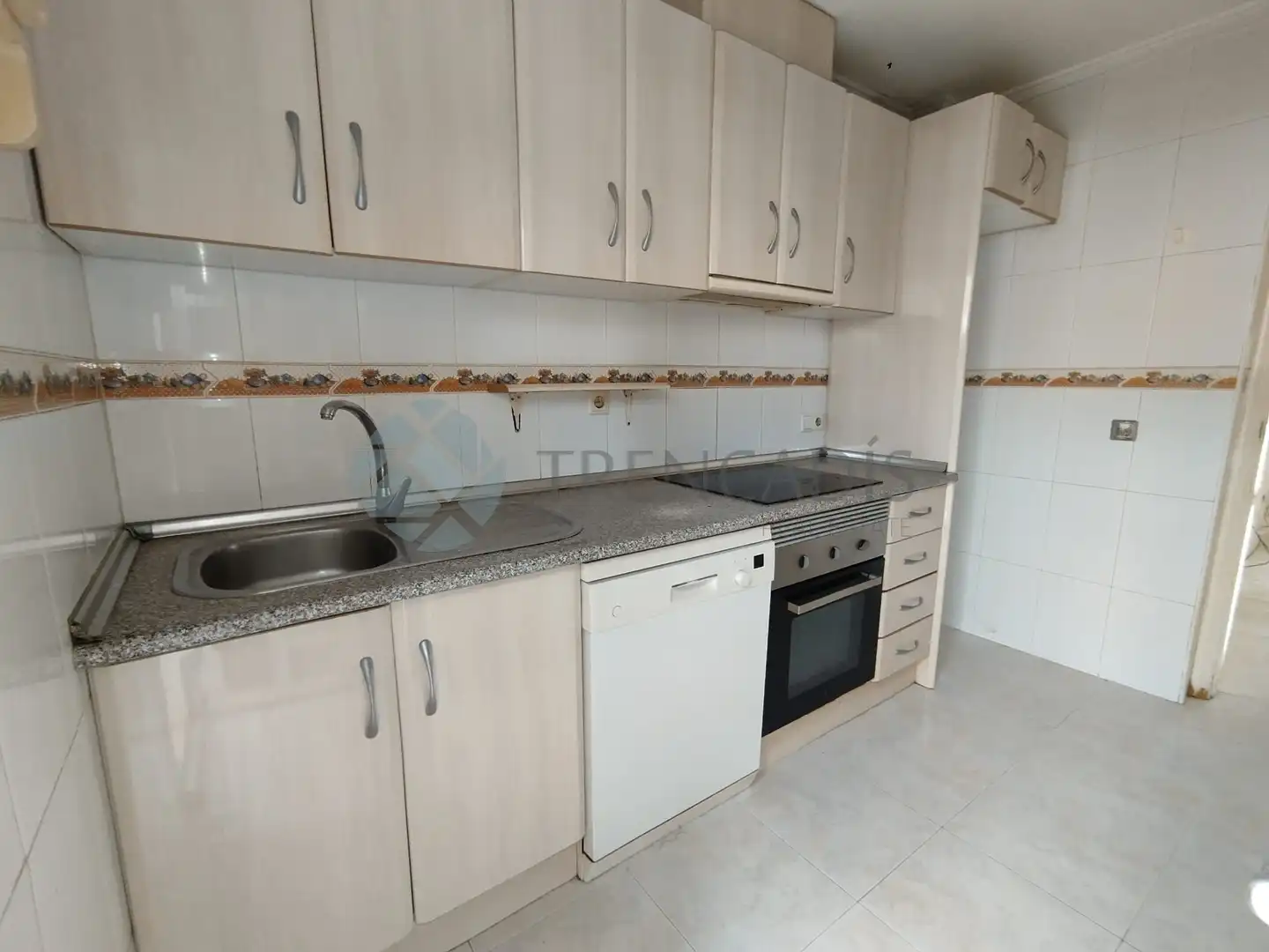 Casa aparellada en venda a golda meir, imagen 8