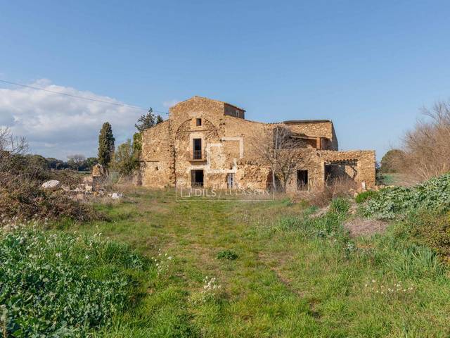 Finca rústica en Venta en Corçà