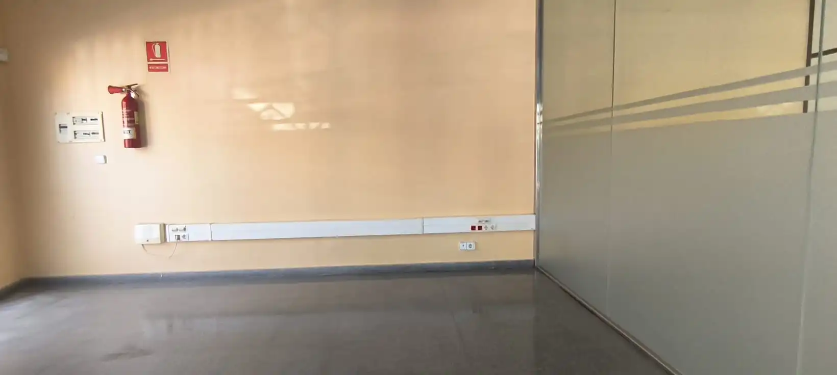 Commercial properties for rent in Parets del Vallès  with Air Conditioner and Alarm