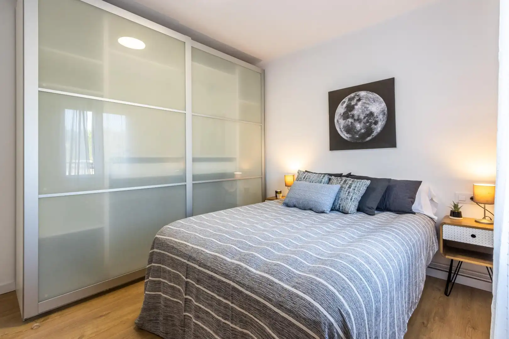 Habitación de Piso en venta en Sabadell con Aire acondicionado, Calefacción y Parquet