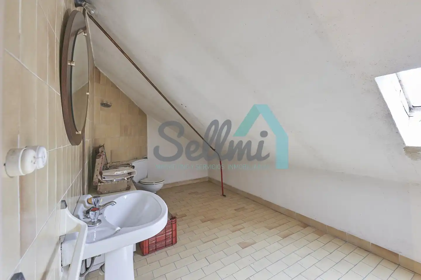 Bathroom of Houses for sale in Ribera de Arriba  with Heating, Private garden and Terrace