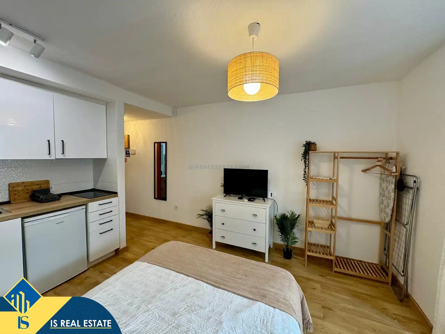 Schlafzimmer von Wohnung zur Miete in Torrevieja mit Klimaanlage, Heizung und Terrasse