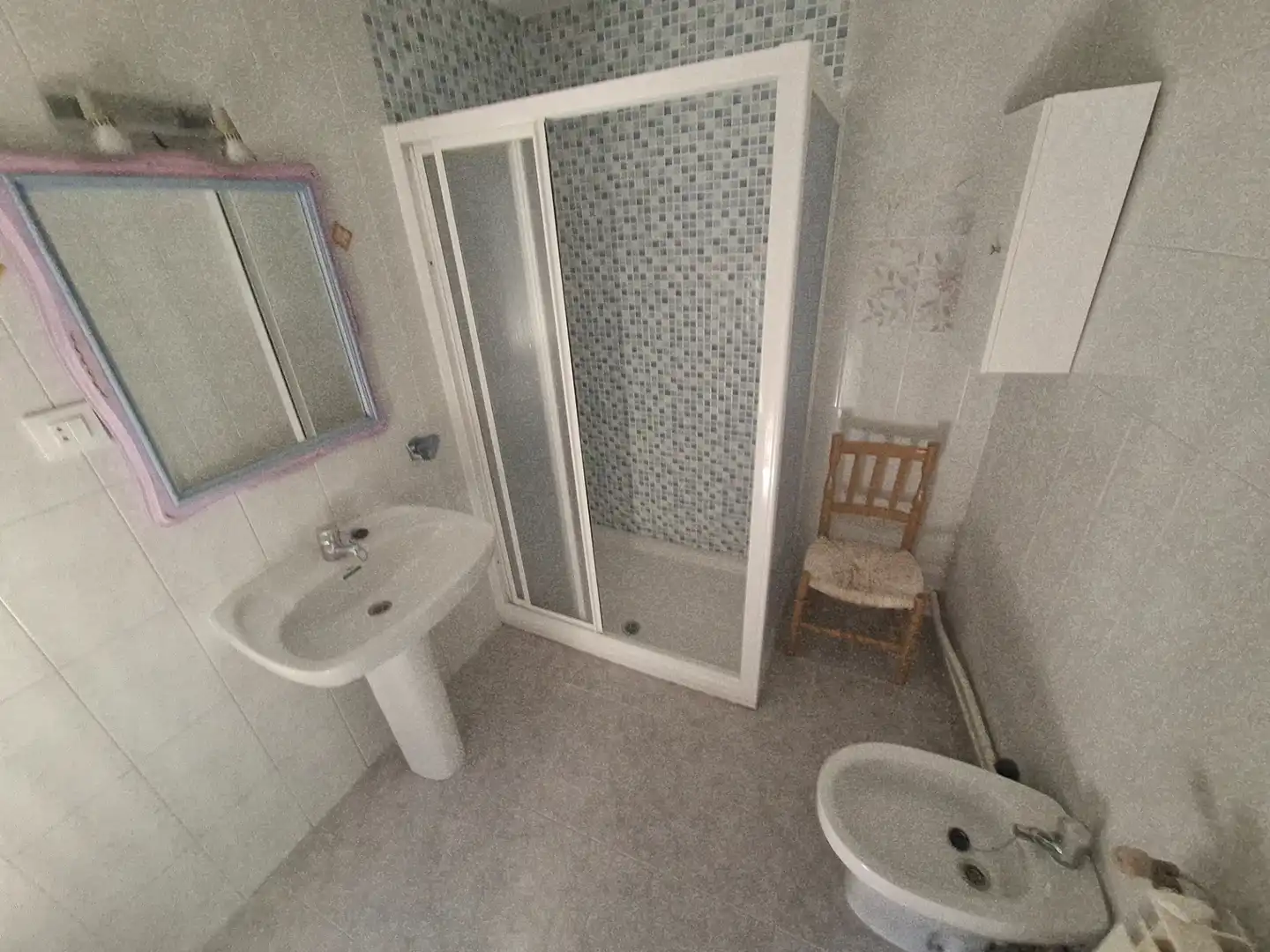 Baño de Casa adosada en venta en Carrión de Calatrava con Calefacción, Terraza y Trastero