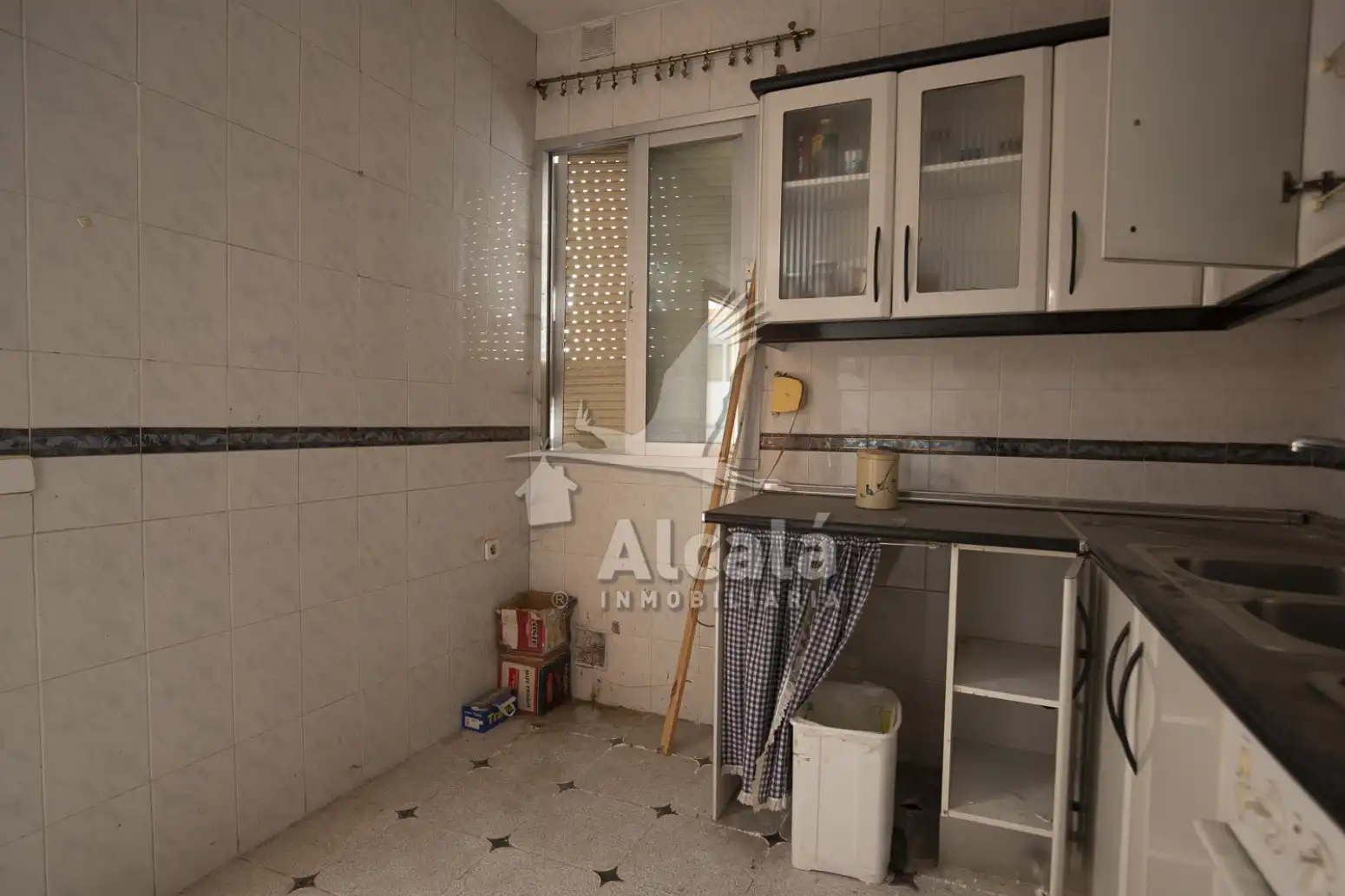 Schlafzimmer von Einfamilien-Reihenhaus zum Verkauf in Alcalá de Henares