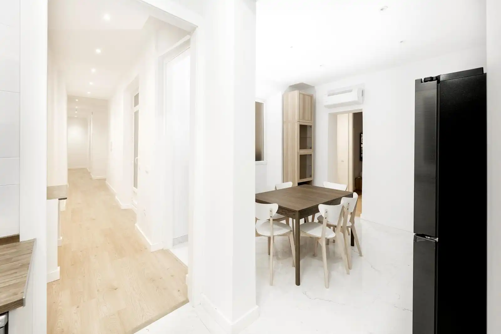 Dining room of Apartments for rent in Granada  with Air Conditioner, Heating and Parquet flooring