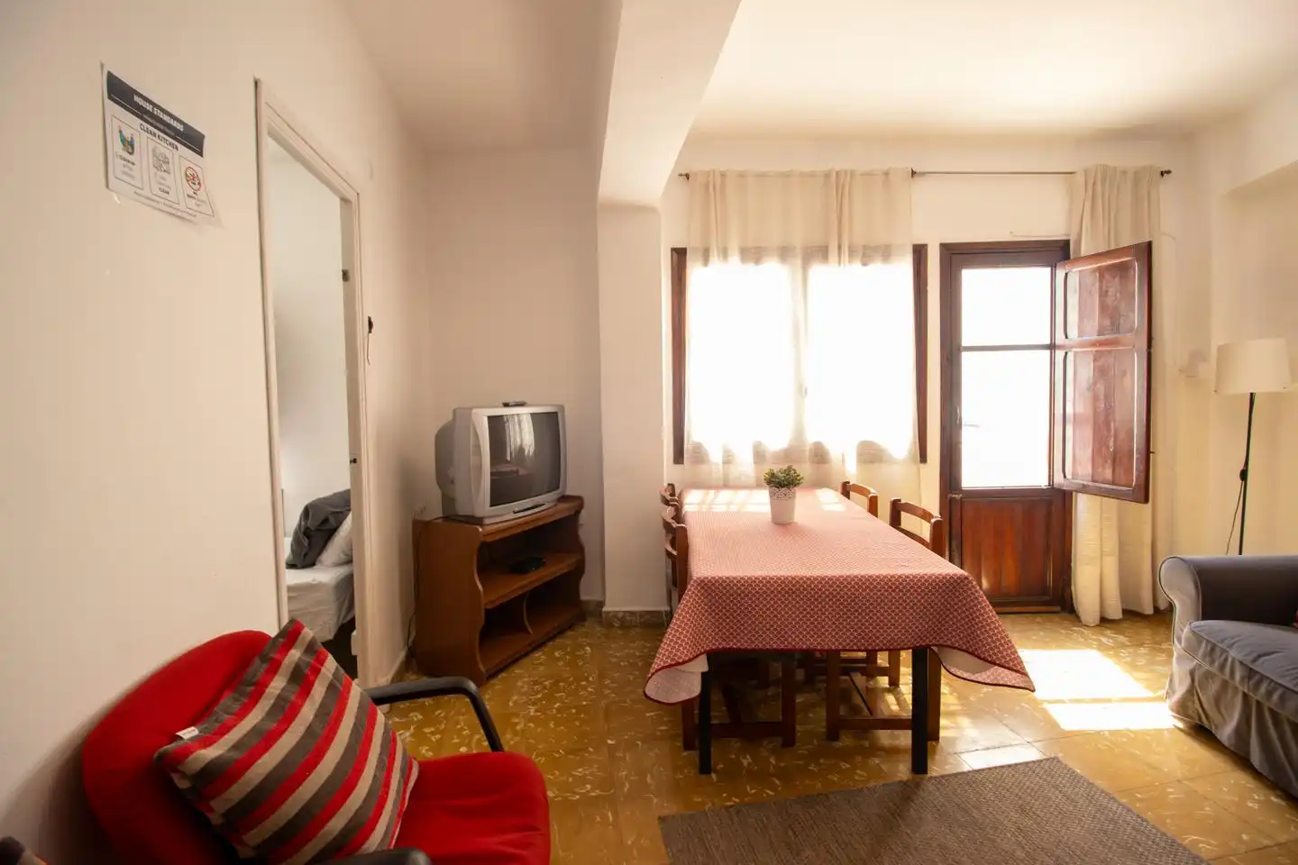 Living room of Flat for rent in Valencia  with Terrace and Furnished