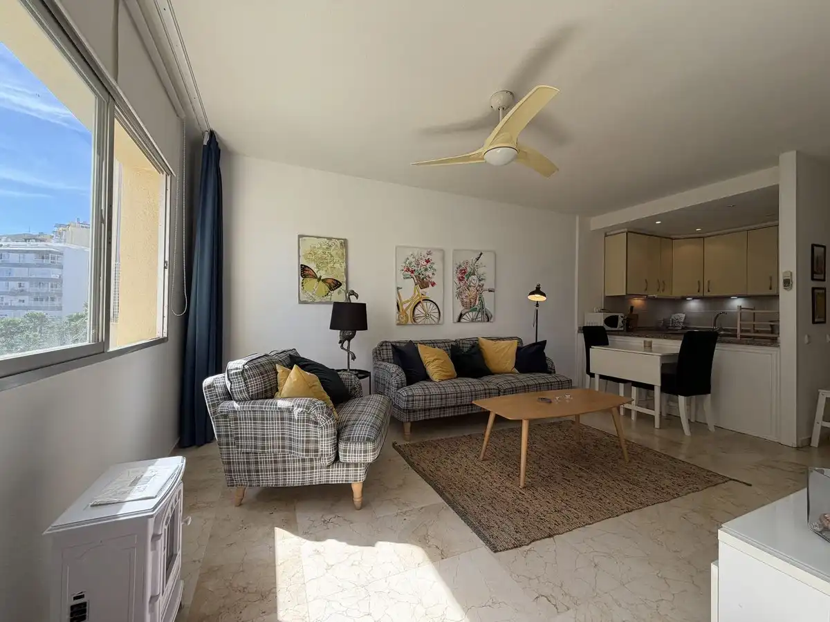 Appartement compact avec piscine à vendre à Estepona Pueblo, imagen 3