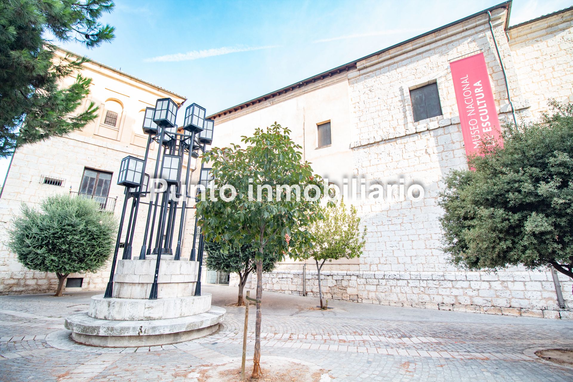 Exterior view of Flat to rent in Valladolid Capital  with Heating, Furnished and Washing machine