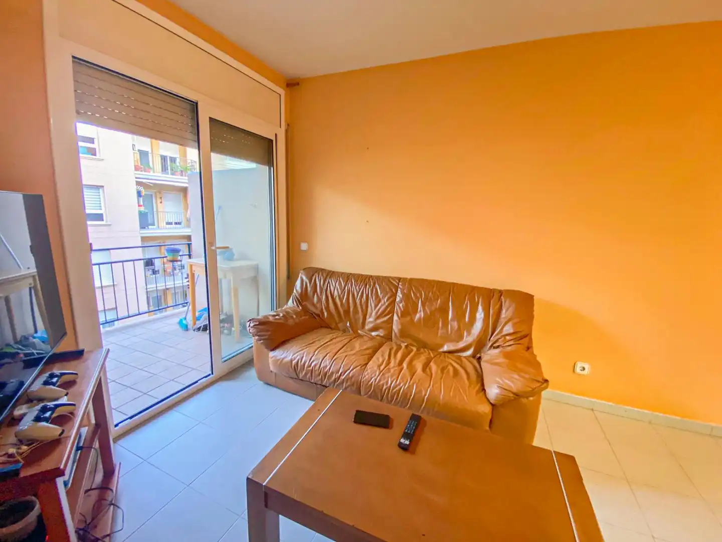 Living room of Flat for sale in Girona  with Air Conditioner, Heating and Furnished