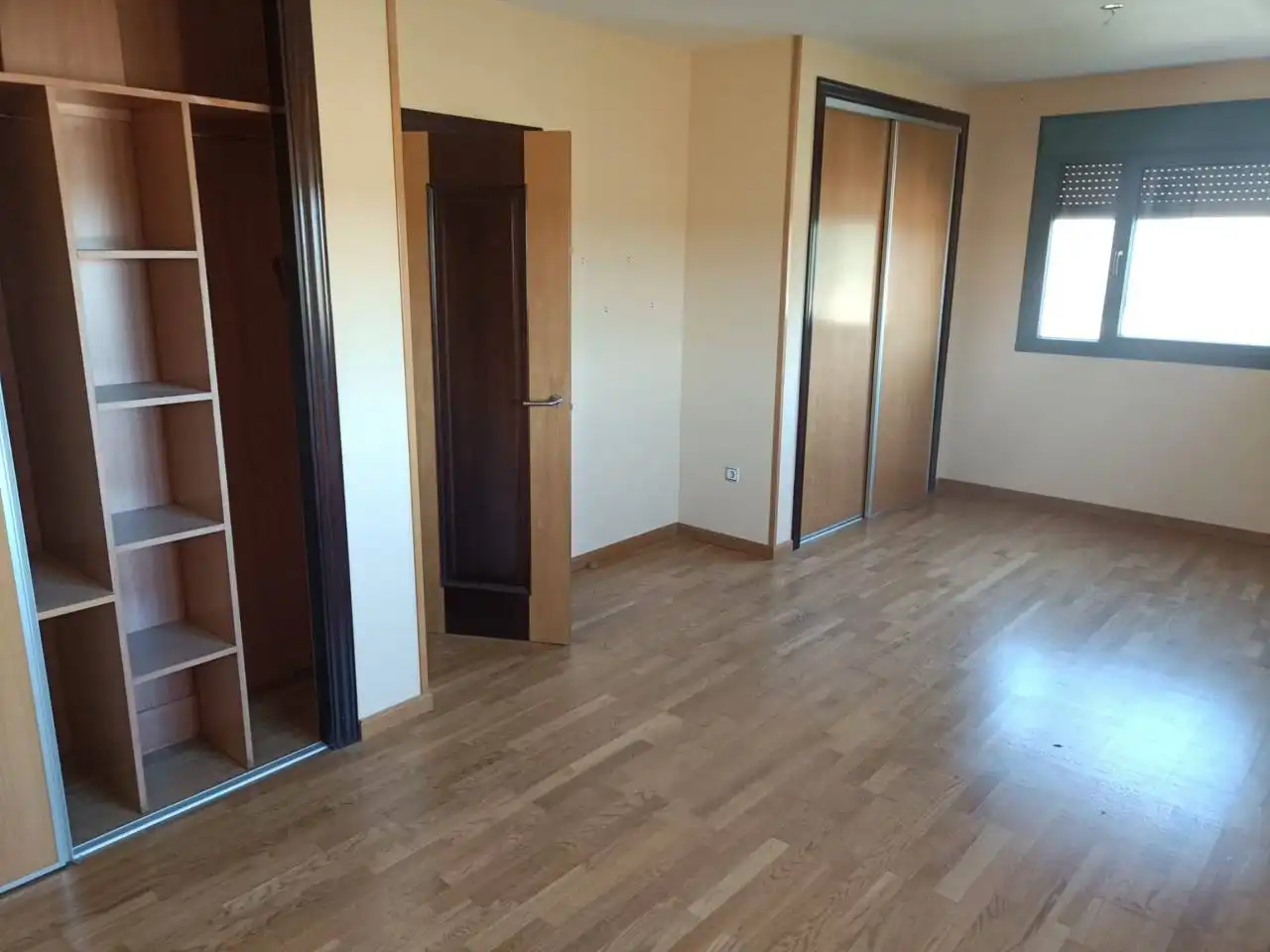 Terraced house with pool for sale in Calle Almendros, imagen 11
