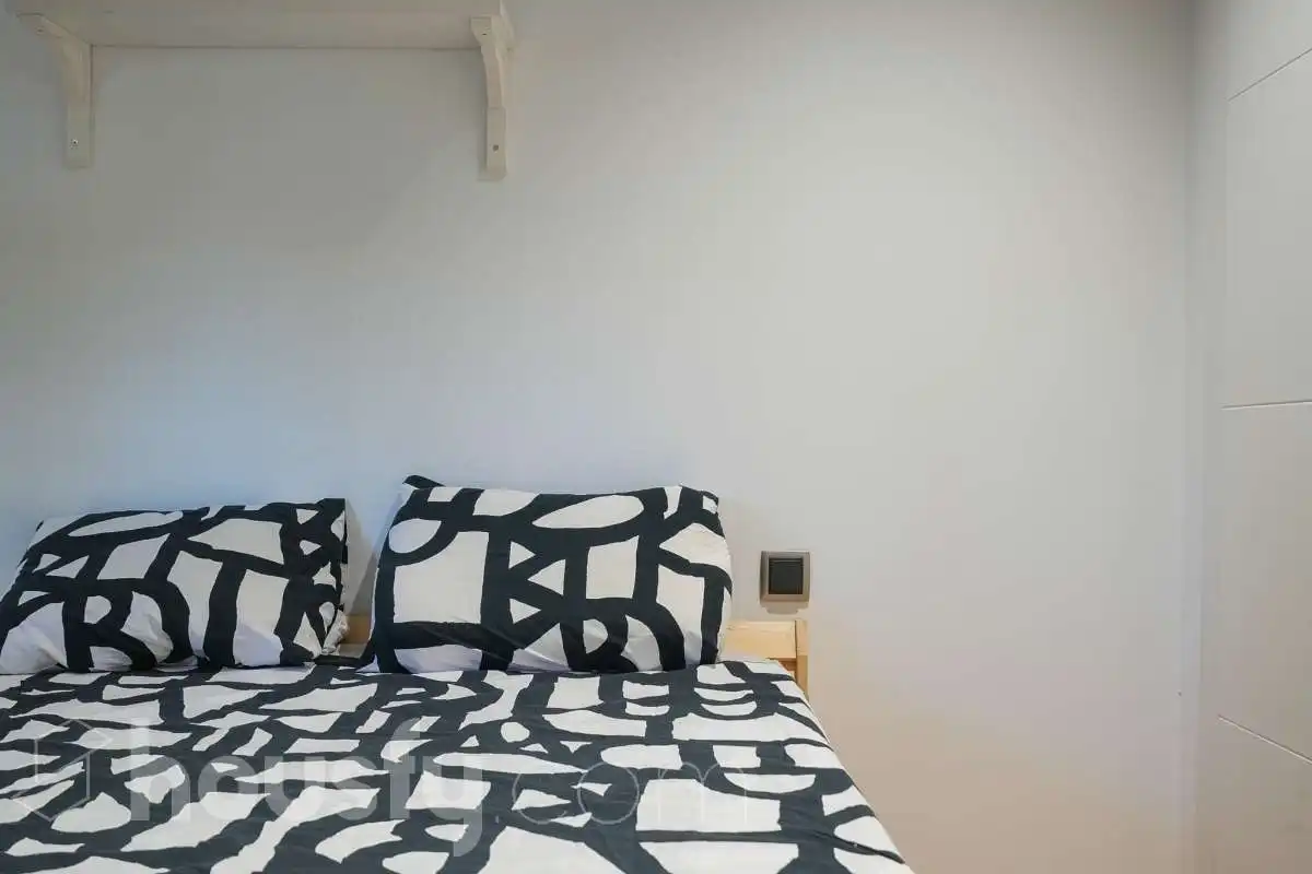 Bedroom of Duplexes for sale in Madrid  with Air Conditioner, Heating and Storage room