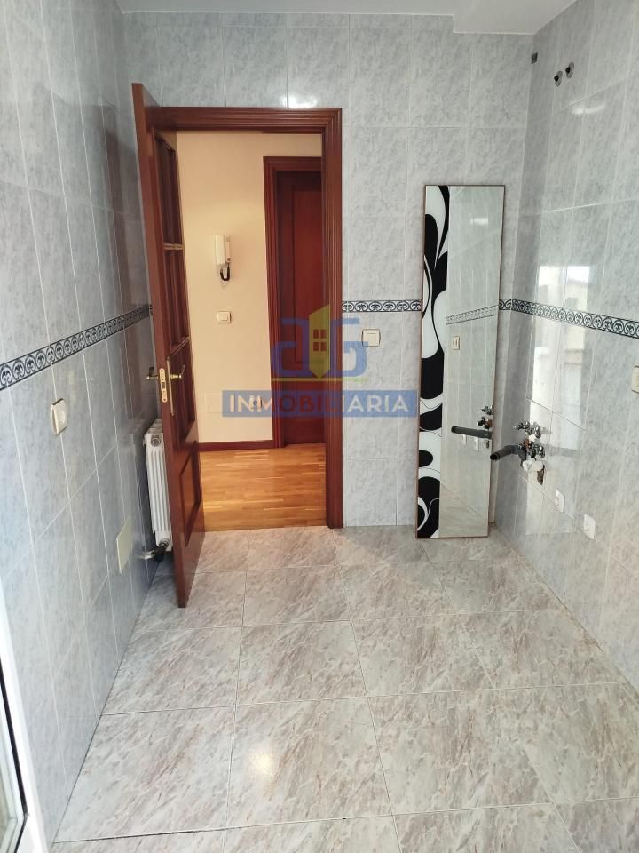 Flat for sale in Villaquilambre  with Heating, Terrace and Storage room
