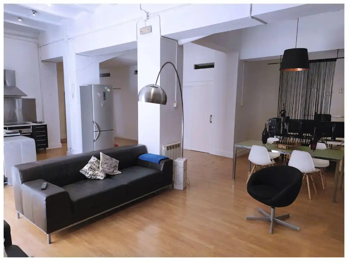 Sala de estar de Loft en venta en  Barcelona Capital con Aire acondicionado y Balcón