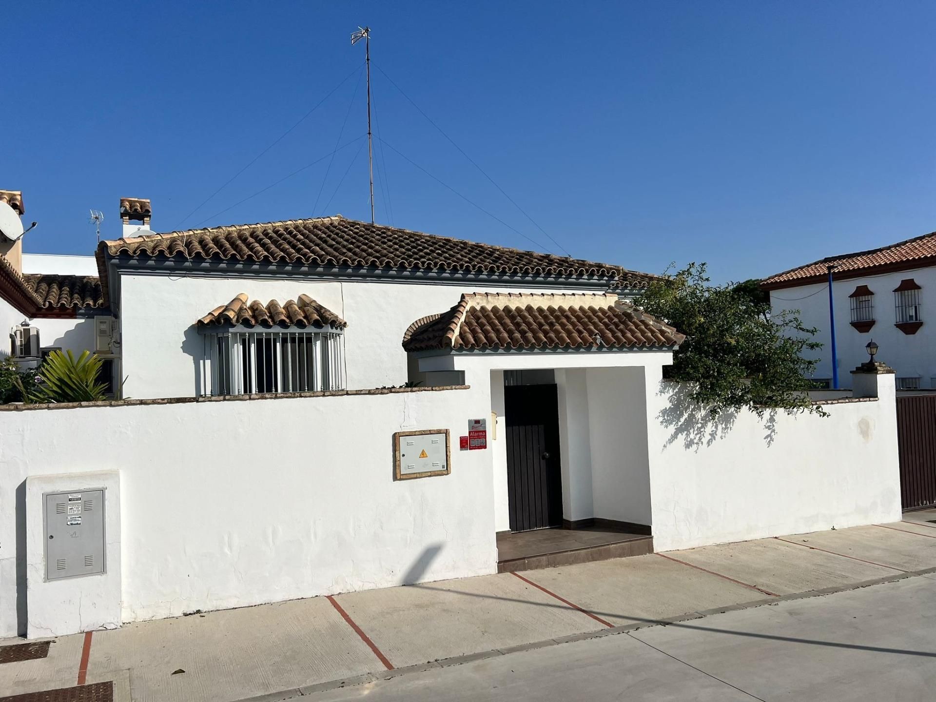 Casa adosada en venda a Las Lagunas - Campano