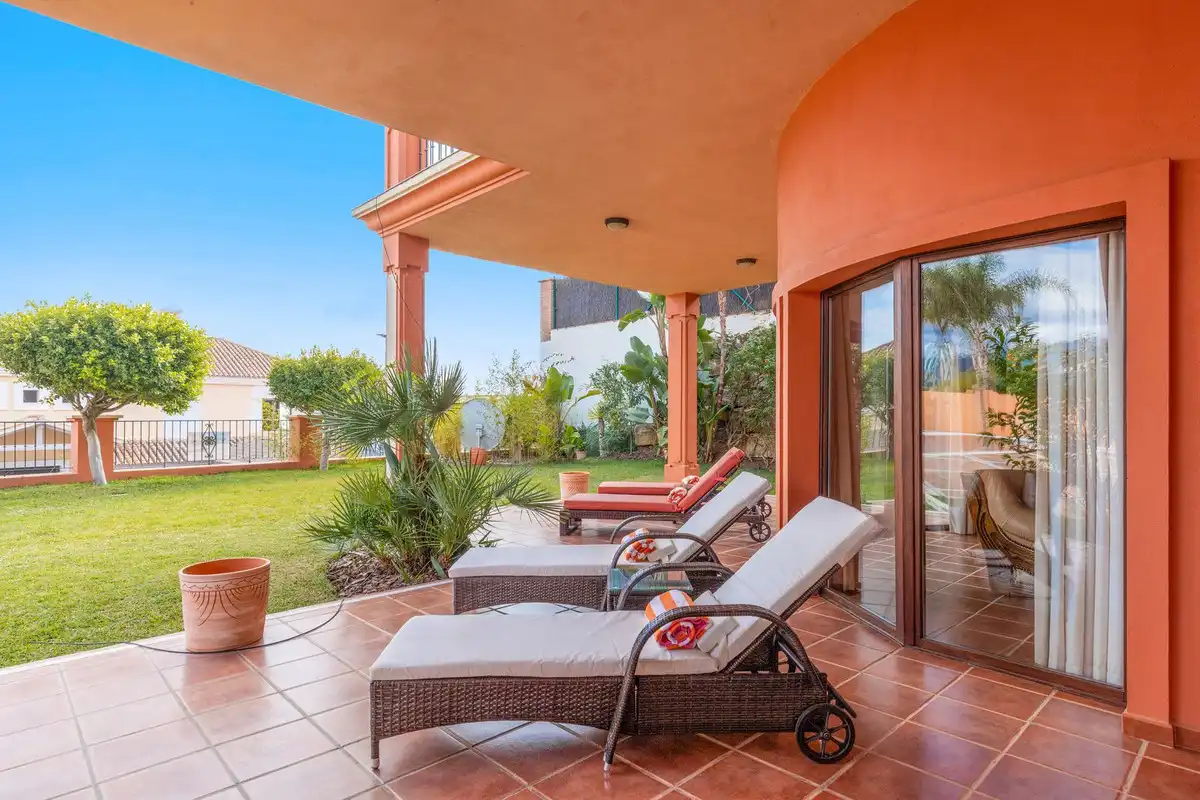 Chalet con piscina en venta en Calle Benahavis, imagen 23