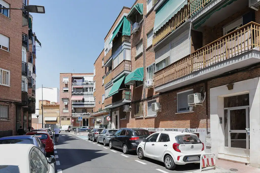 Vista exterior de Piso en venta en San Sebastián de los Reyes con Calefacción