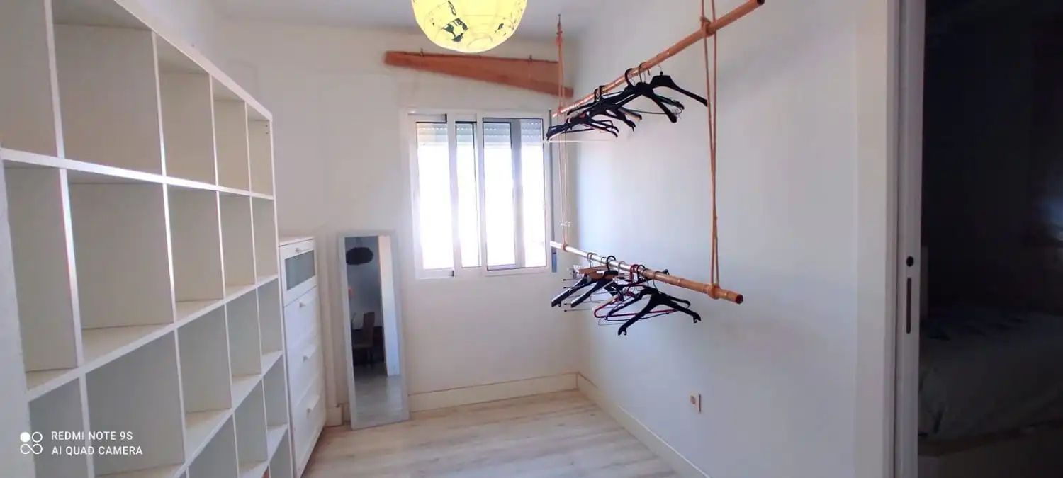 Habitación de Piso de alquiler en Málaga con Aire acondicionado, Amueblado y Balcón