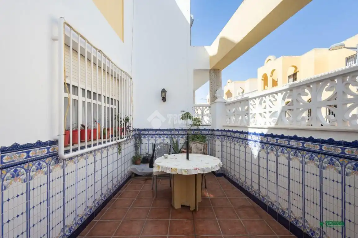 Terrassa de Casa adosada en venda en Níjar amb Aire condicionat