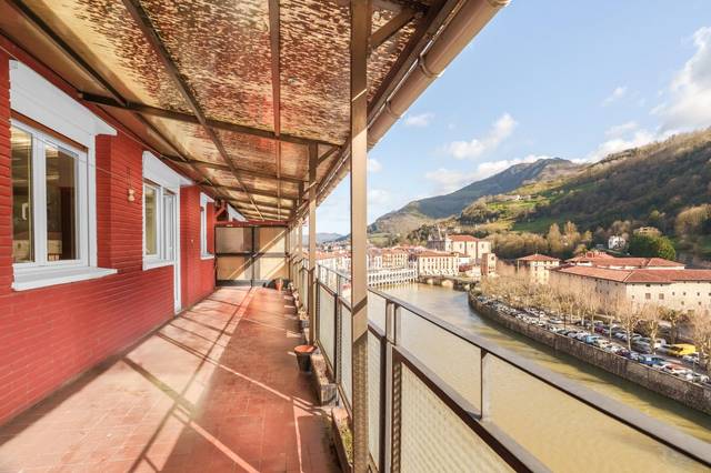 Piso en Venta en ZUMALAKARREGI PASEALEKUA en Tolosa