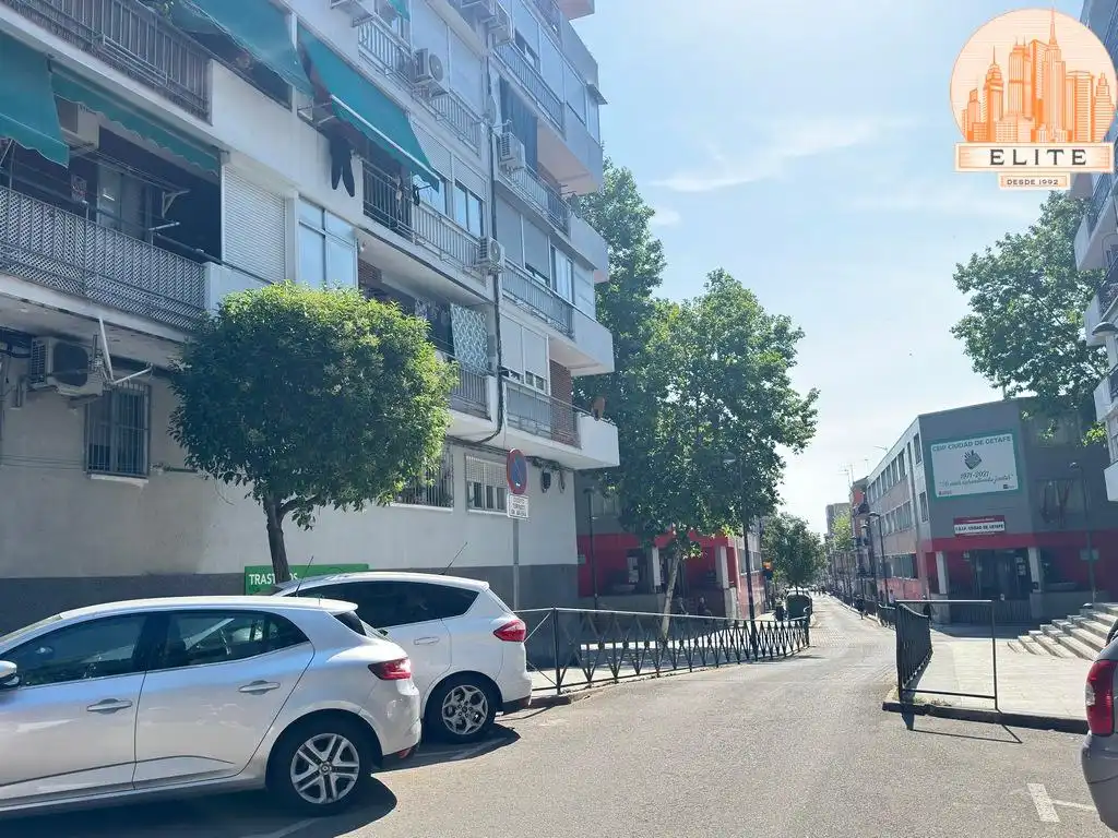 Vista exterior de Planta baja en venta en Getafe